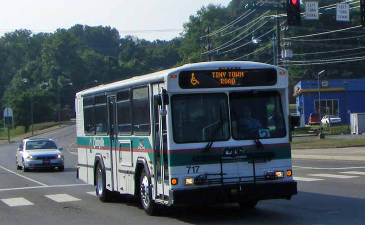 Clarksville Gillig Phantom 717